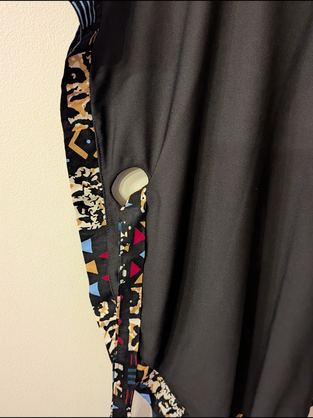 Koubix Handcrafted Poncho Style Women's Short-Sleeve Top with Patterned Trim M-L - Picture 3 of 12
